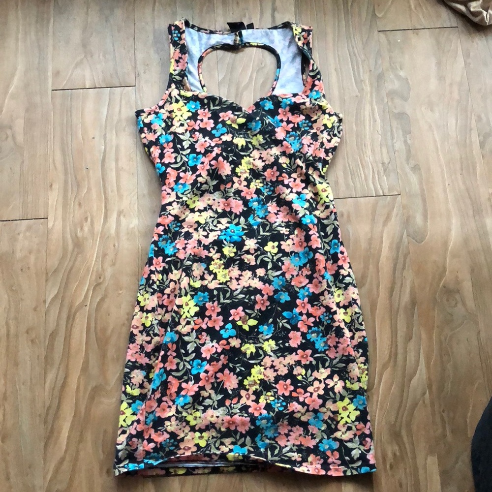 💐Material Girl Floral Heart Shaped Dress - Picture 3 of 5